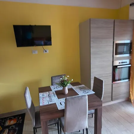 Lägenhet Casa Leo E Gio Note Di Colore