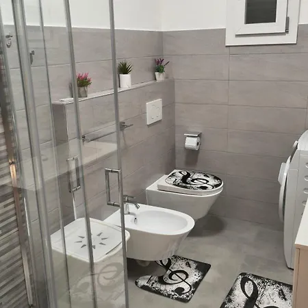 Casa Leo E Gio Note Di Colore דירה סנרמו