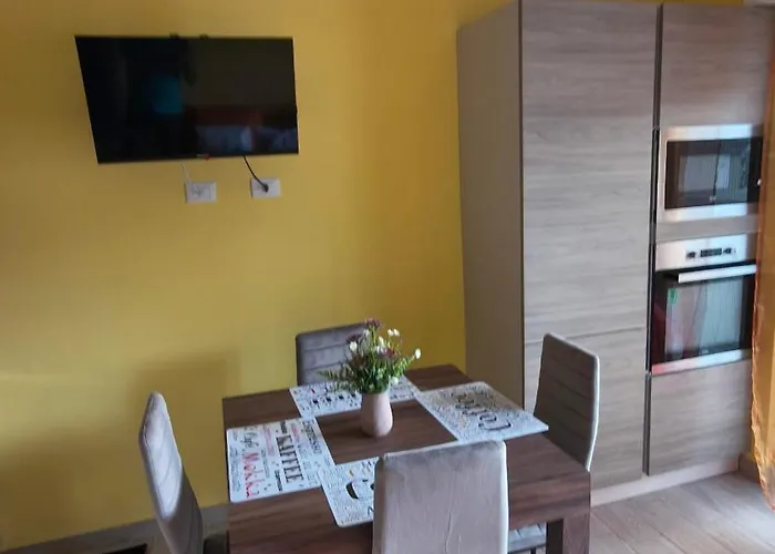 Lägenhet Casa Leo E Gio Note Di Colore